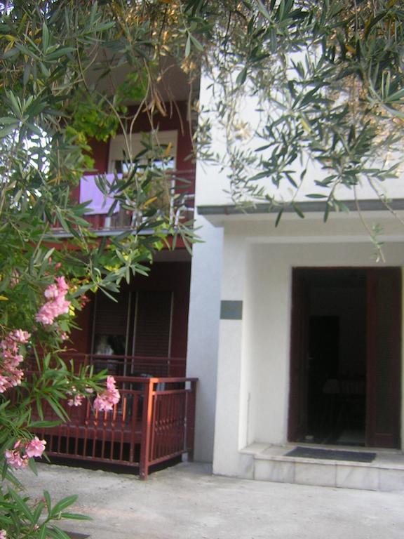 Lazar Apartments Petrovac na moru Exterior foto