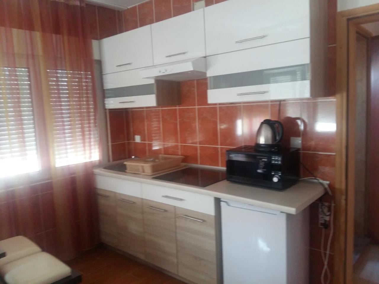 Lazar Apartments Petrovac na moru Exterior foto