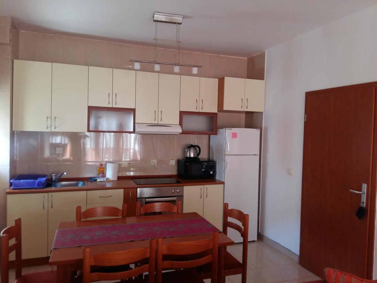 Lazar Apartments Petrovac na moru Exterior foto